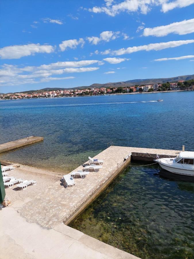 Riva 2 Leilighet Krapanj Eksteriør bilde